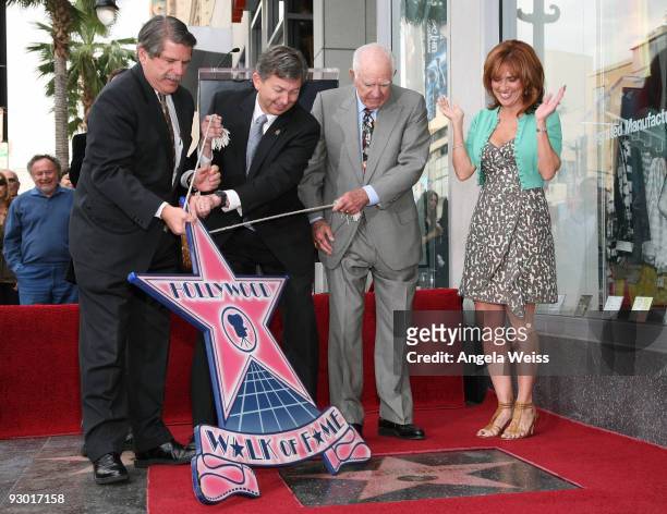 9 Hot Sexy Marilyn Gubler Bikini Pics