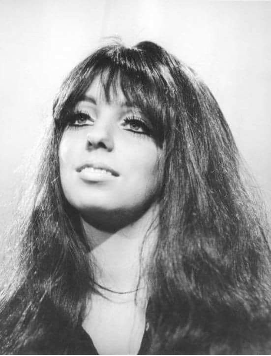 mariska veres 9