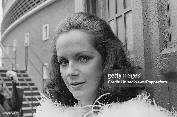 mary tamm 5