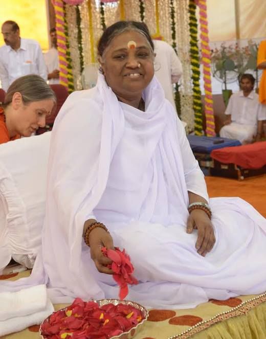 mata amritanandamayi 2