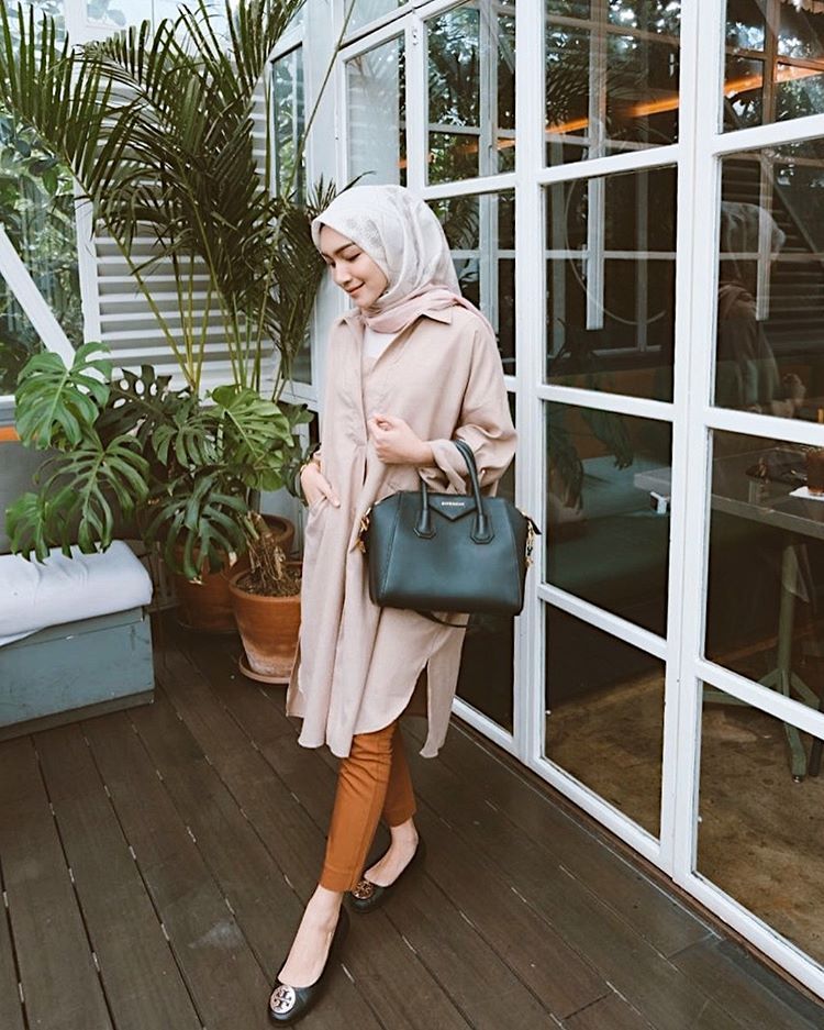 melody prima ananda 9