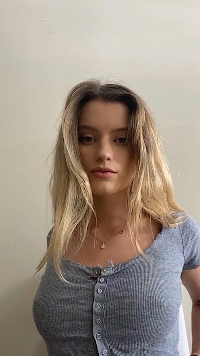 mia healey 8