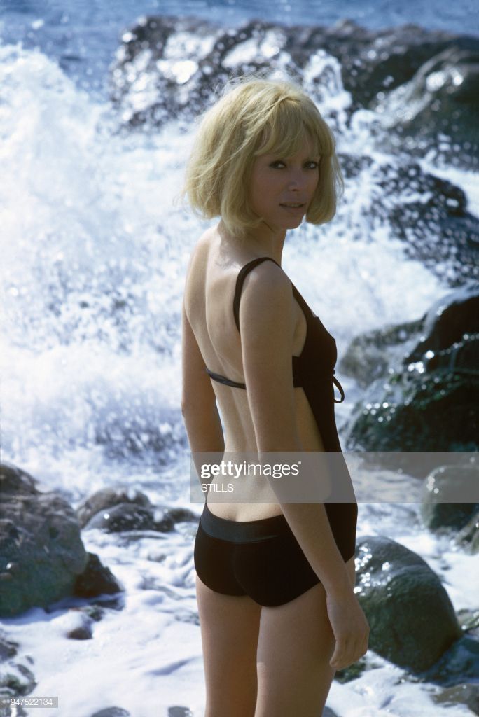mireille darc 2