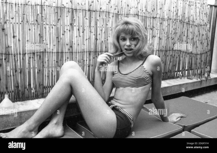 mireille darc 6