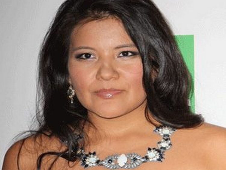 10 Hot Sexy Misty Upham Bikini Pics