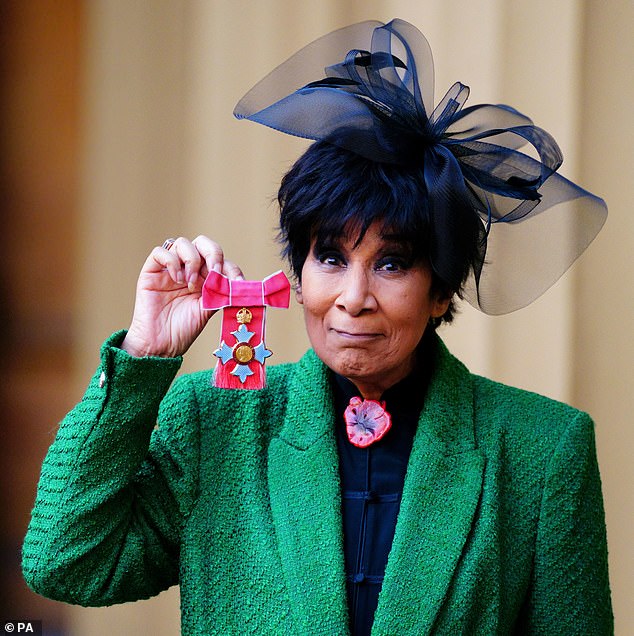 moira stuart 8