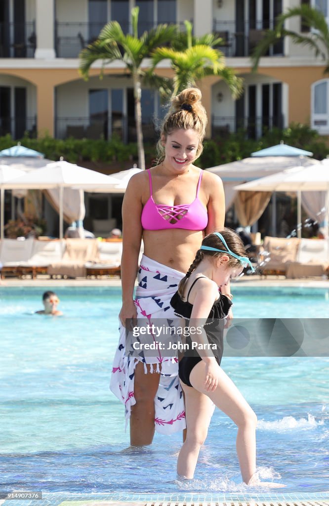 molly mesnick 4