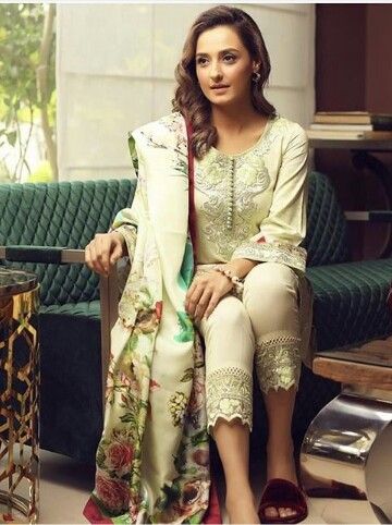 momal sheikh 6