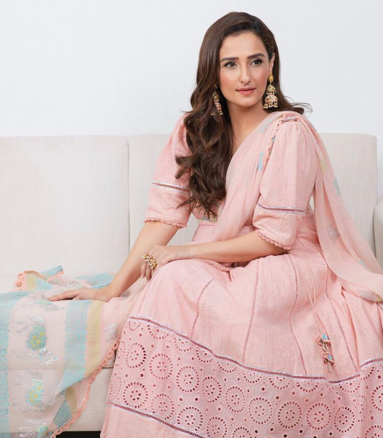 momal sheikh 8