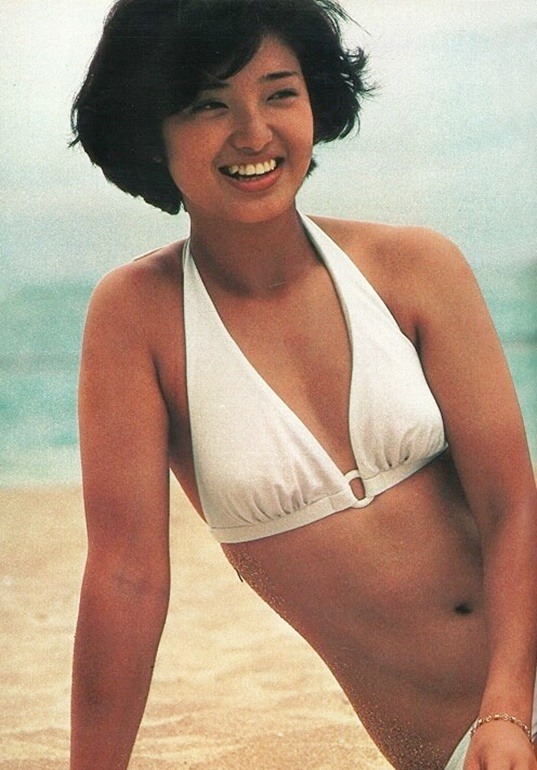 momoe yamaguchi 2