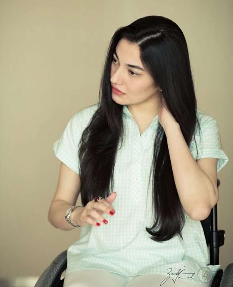 muniba mazari 1