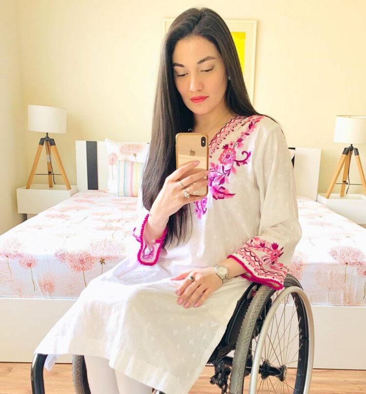 muniba mazari 3