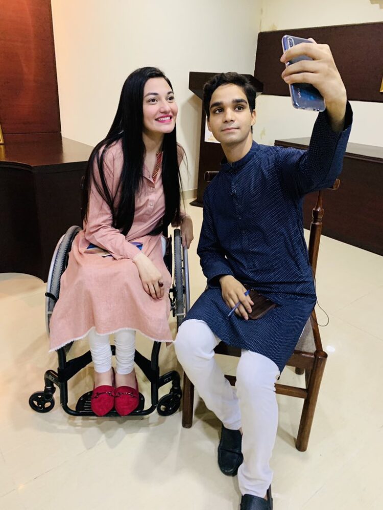 muniba mazari