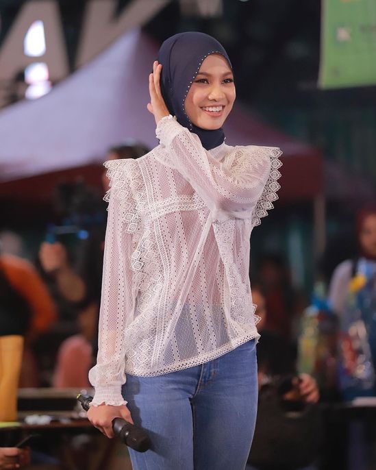 nabila razali 4