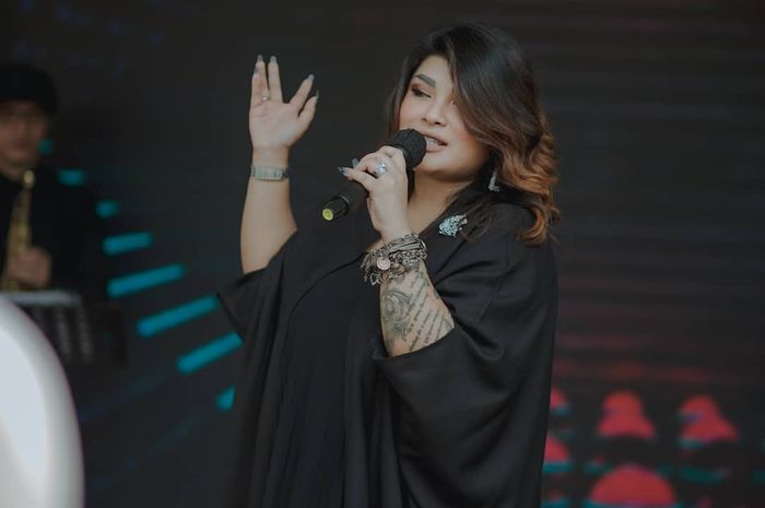 nania yusuf 8