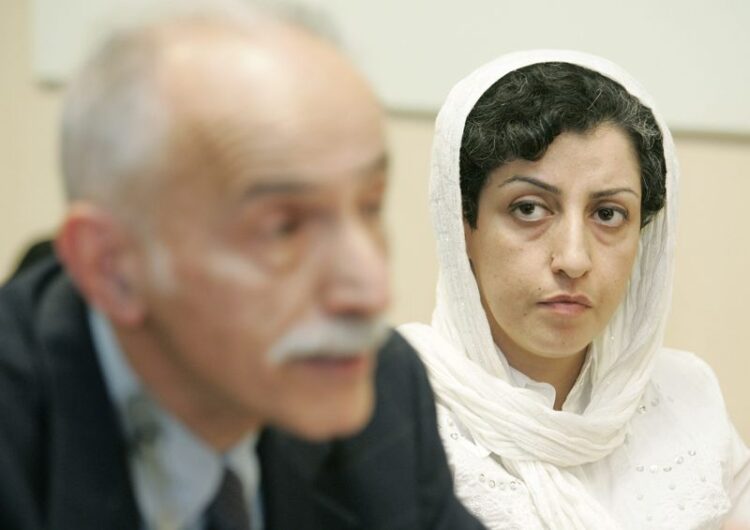 narges mohammadi 8