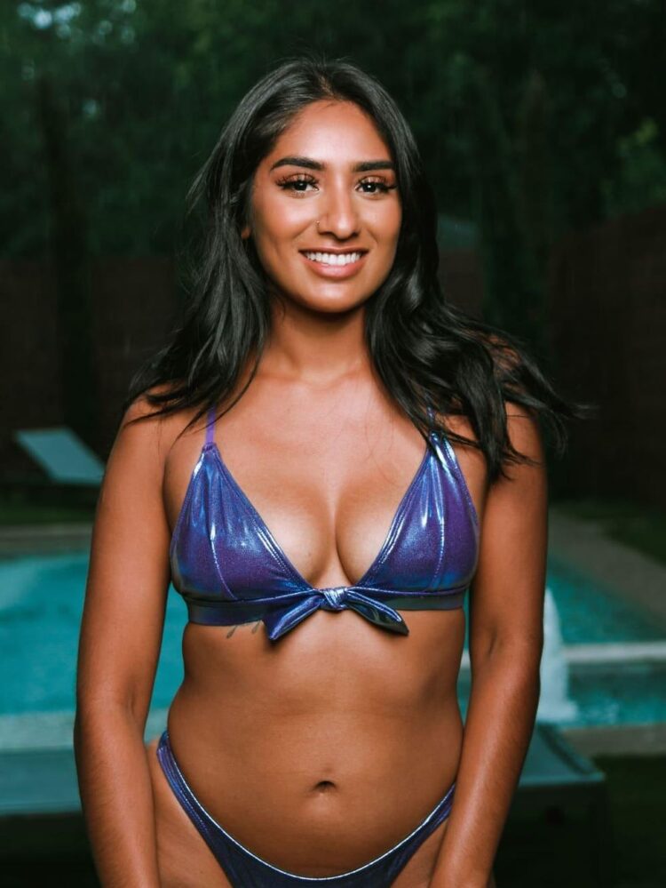 nasreen shahi 8