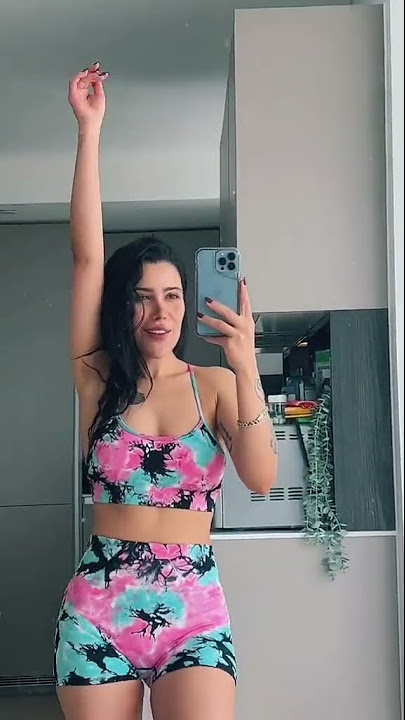 nazanin hamedani pour 6