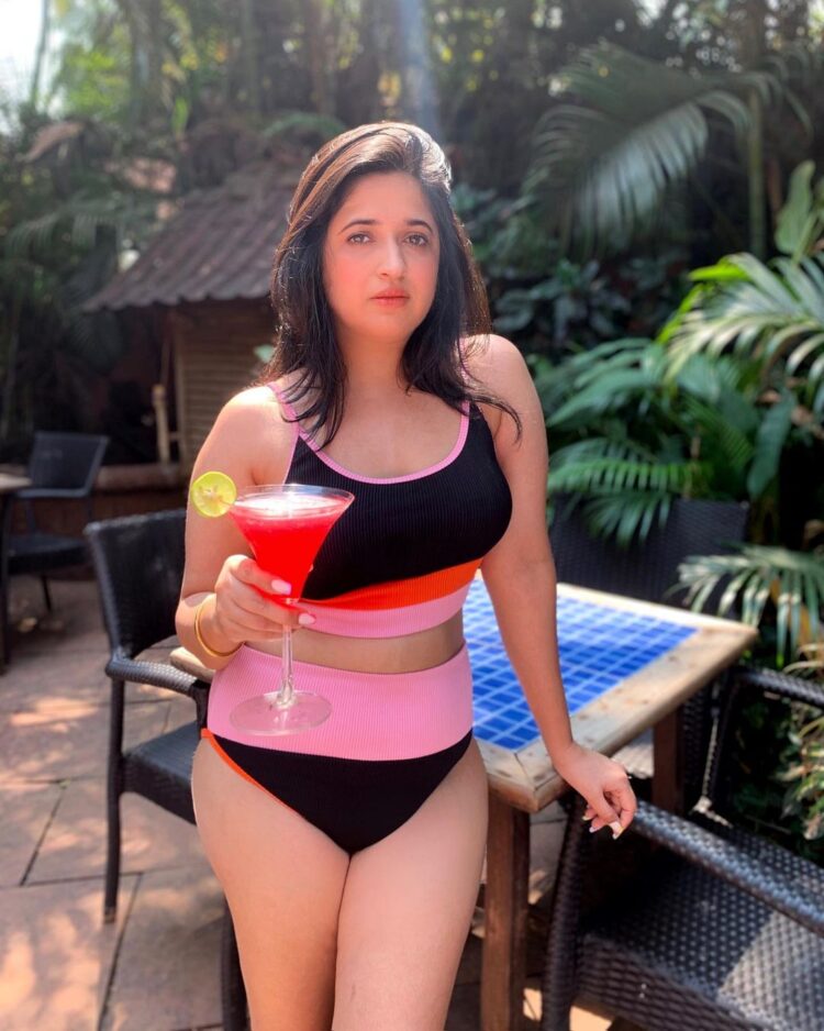 neha narang 8