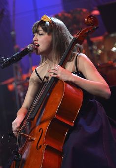 neyla pekarek 9