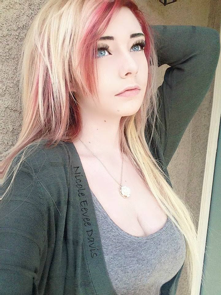 nicole eevee davis