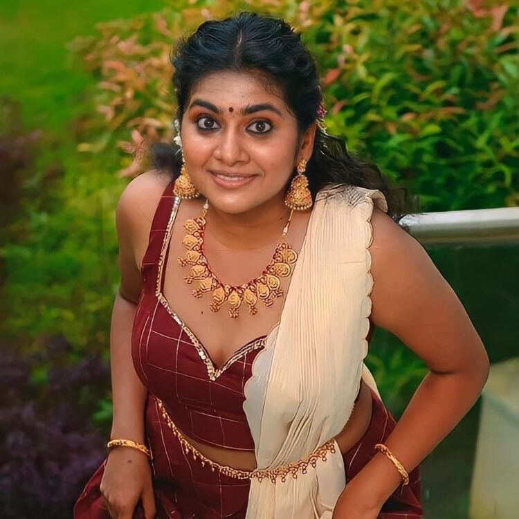 nimisha sajayan 4