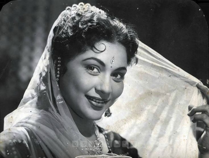 nirupa roy 9