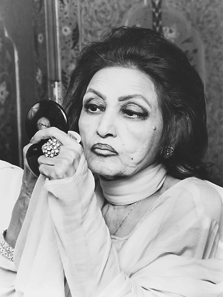 noor jehan 8