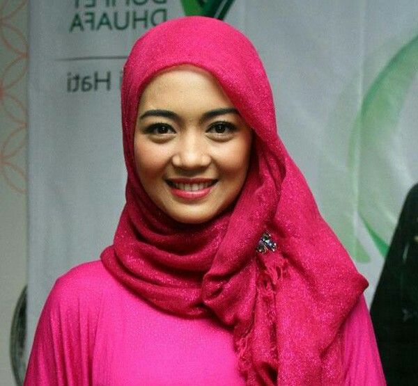 nuri maulida 2