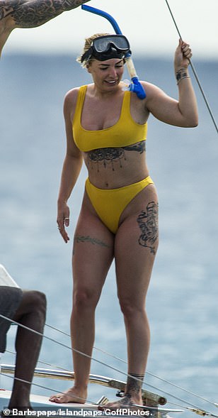 olivia buckland 5