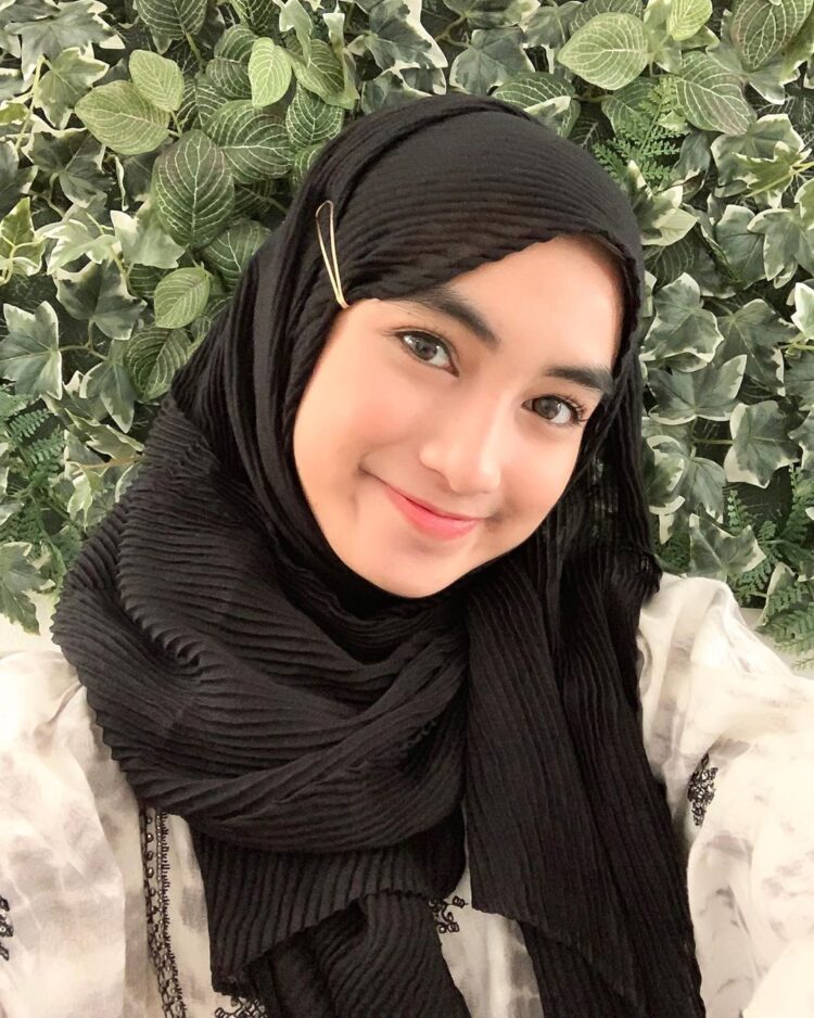 olivia finda santosa 2