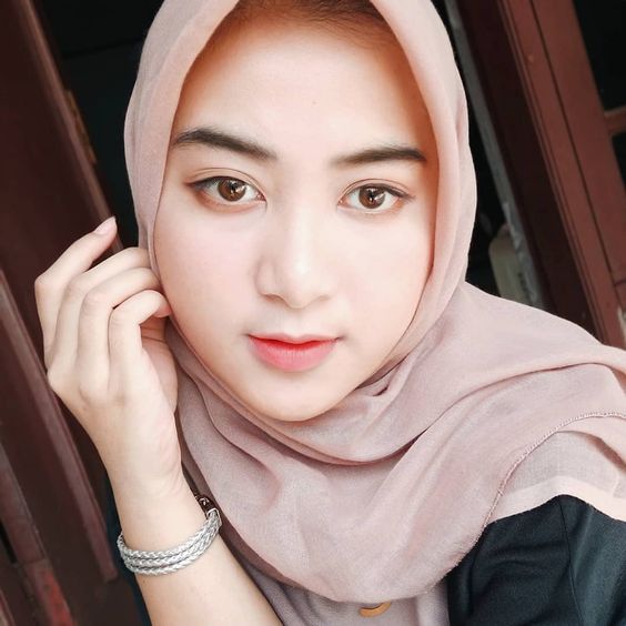 olivia finda santosa 8