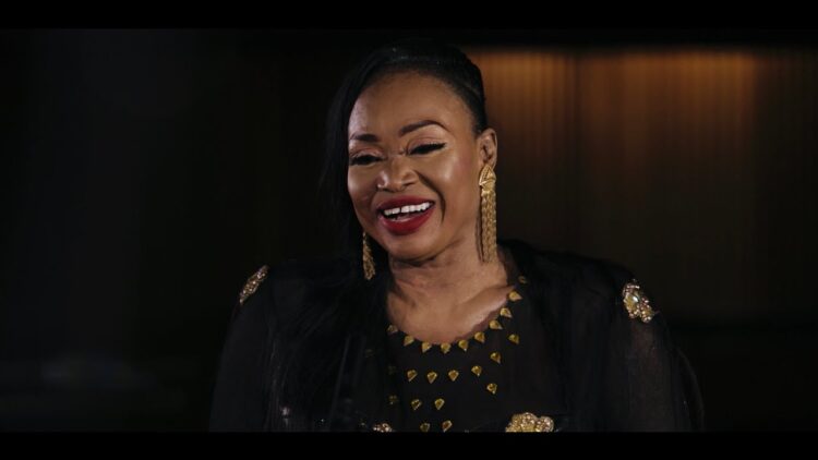 oumou sangare 10