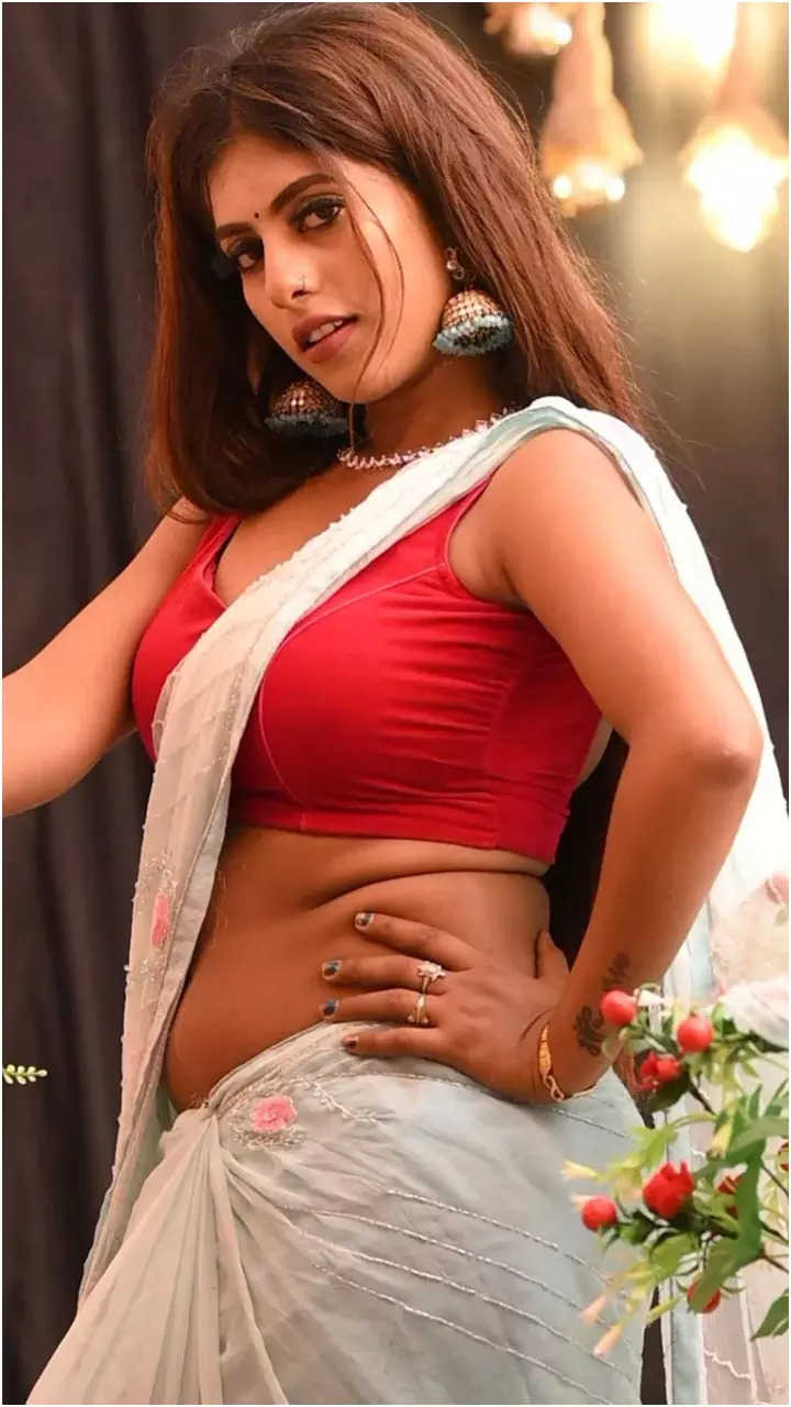 parul yadav 4