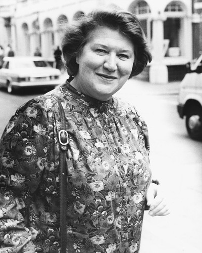 patricia routledge 9