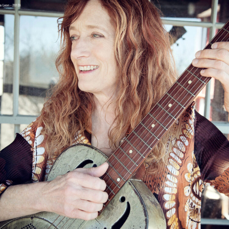 patty larkin 2