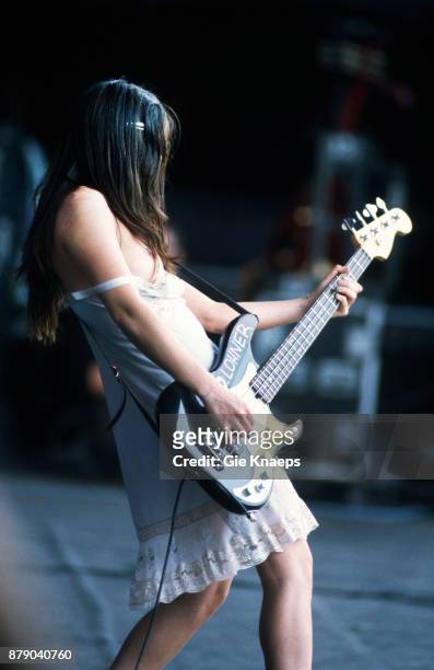 6 Hot Sexy Paz Lenchantin Bikini Pics