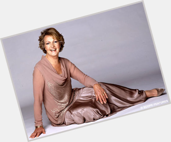 penelope keith 9