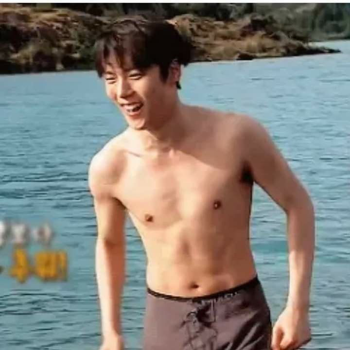 phakphum romsaithong 4