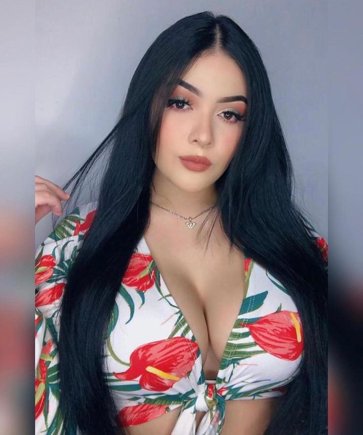 3 Hot Sexy Phanye Hernandez Bikini Pics