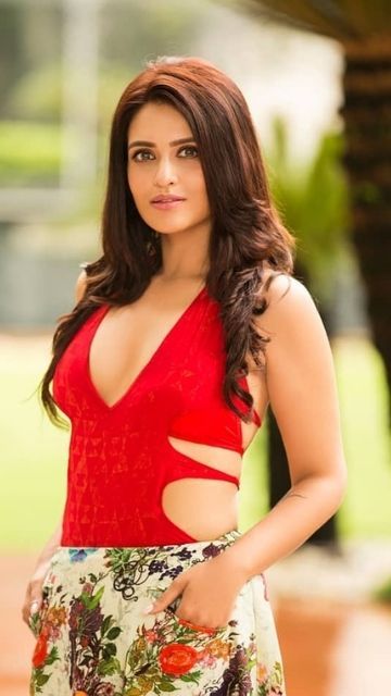 priyanka sarkar 9