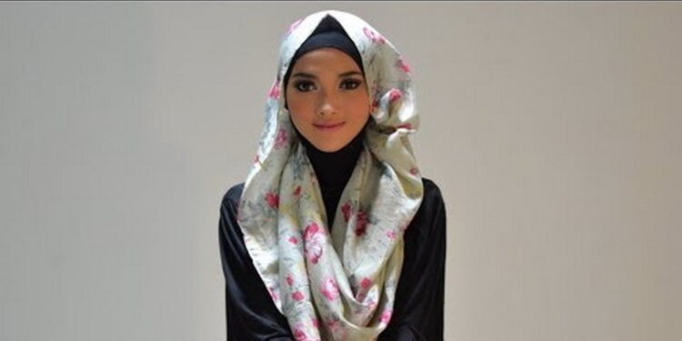 puteri hasanah karunia 1