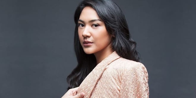 putri indahsari tanjung 1