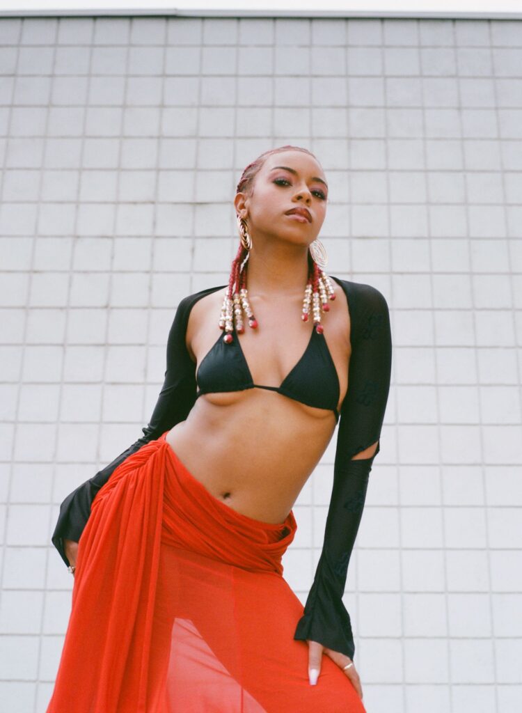 ravyn lenae washington 1