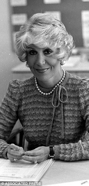 rona barrett 8