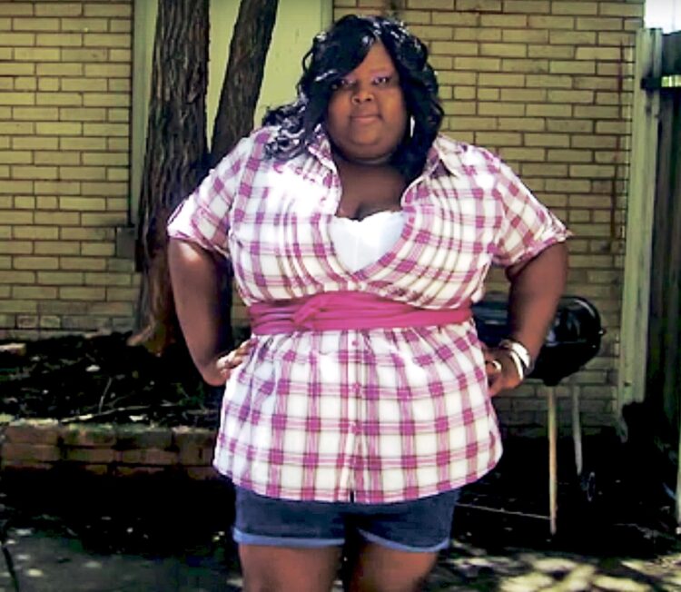 9 Hot Sexy Ruth Dudley Bikini Pics