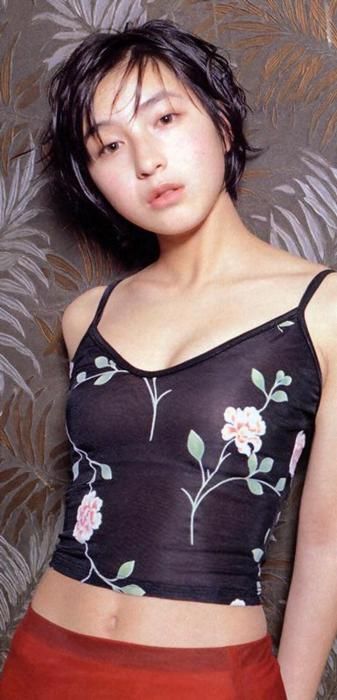 ryoko hirosue 9