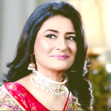 saba hameed 9