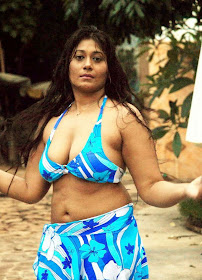 saba khan 1