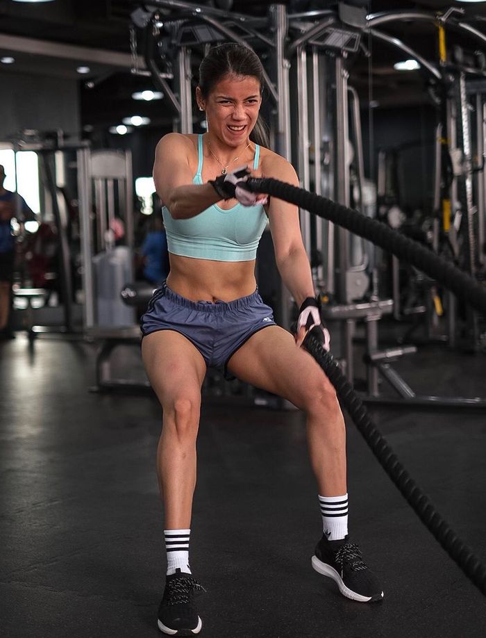 sabrina chairunnisa 6